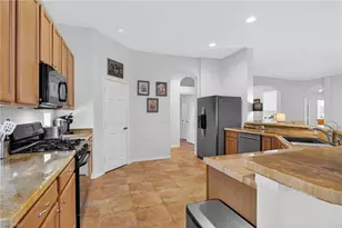 11801 Pine Timber Ln, Fort Myers, FL 33913 - Photo 17