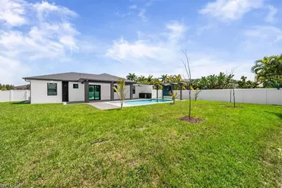 100 SW 17th Pl, Cape Coral, FL 33991 - Photo 33