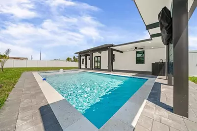 100 SW 17th Pl, Cape Coral, FL 33991 - Photo 31