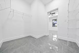 100 SW 17th Pl, Cape Coral, FL 33991 - Photo 17