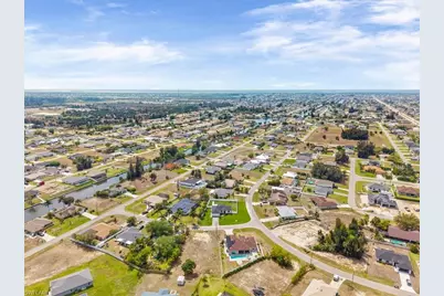 100 SW 17th Pl, Cape Coral, FL 33991 - Photo 37