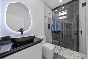 100 SW 17th Pl, Cape Coral, FL 33991 - Photo 21