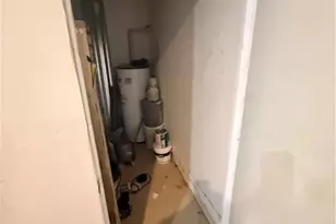 302 NW 24th Ave, Cape Coral, FL 33993 - Photo 29