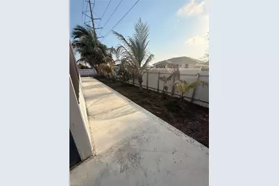 302 NW 24th Ave, Cape Coral, FL 33993 - Photo 35