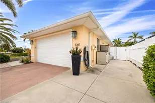 11361 Argentine Ct, Bokeelia, FL 33922 - Photo 7