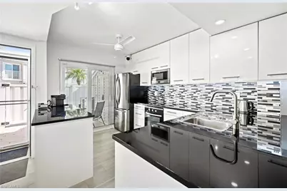 18034 San Carlos Blvd #103, Fort Myers Beach, FL 33931 - Photo 9