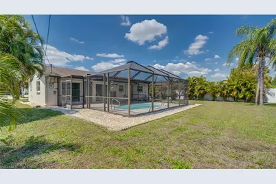 19 NE 20th Pl, Cape Coral, FL 33909 - Photo 31