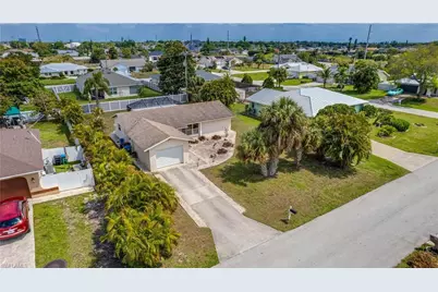 19 NE 20th Pl, Cape Coral, FL 33909 - Photo 33