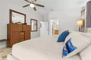 2207 SW 52nd St, Cape Coral, FL 33914 - Photo 15