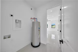 2924 5th St SW, Lehigh Acres, FL 33976 - Photo 37