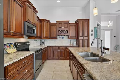 2705 SW 29th Pl, Cape Coral, FL 33914 - Photo 15