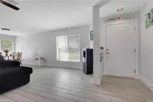 619 SE 12th Ct, Cape Coral, FL 33990 - Photo 17