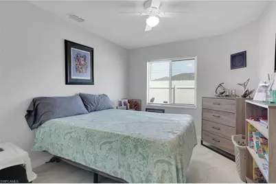 617/619 SE 12th Ct, Cape Coral, FL 33990 - Photo 11