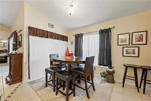 309 SE 18th St, Cape Coral, FL 33990 - Photo 11