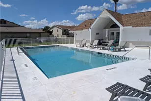 8421 N Haven Ln, Fort Myers, FL 33919 - Photo 27