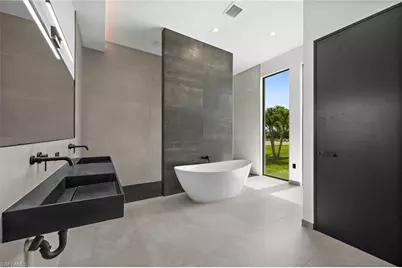 6 NW 32nd Pl, Cape Coral, FL 33993 - Photo 23