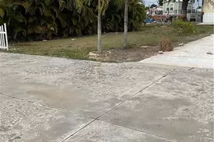 5012 Flamingo Dr, Saint James City, FL 33956 - Photo 7