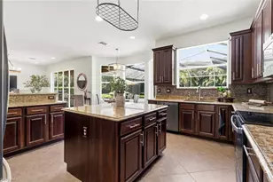 11260 Sparkleberry Dr, Fort Myers, FL 33913 - Photo 17