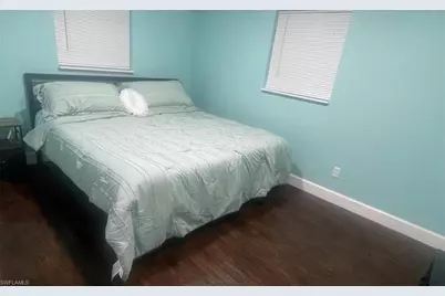 4630 New Haven Dr, Fort Myers, FL 33908 - Photo 5