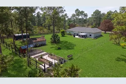 2118 Moore Ave, Alva, FL 33920 - Photo 5