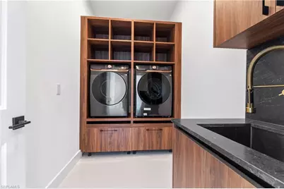 3321 SW 3rd Ln, Cape Coral, FL 33991 - Photo 17