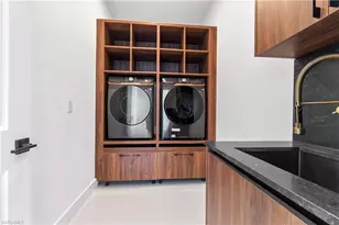 3321 SW 3rd Ln, Cape Coral, FL 33991 - Photo 17