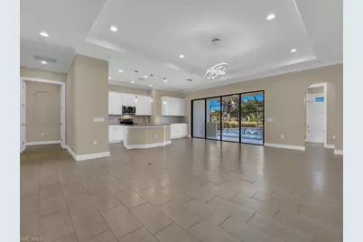 10093 Avalon Lake Cir, Fort Myers, FL 33913 - Photo 9