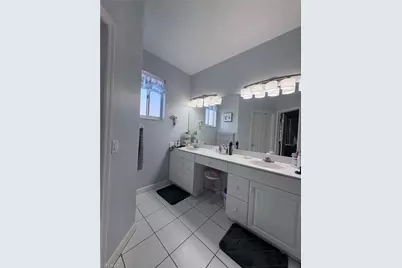 7928 Summer Lake Ct, Fort Myers, FL 33907 - Photo 7