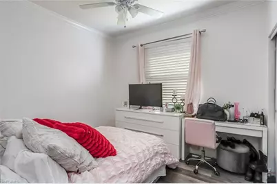 2391 Butterfly Palm Dr, Naples, FL 34119 - Photo 19