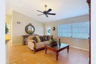 1405 SW 5th Pl, Cape Coral, FL 33991 - Photo 9