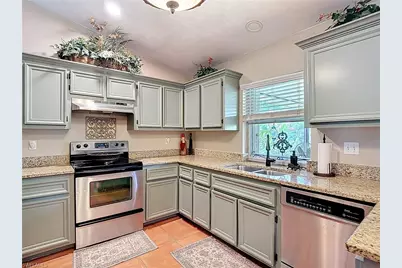 1405 SW 5th Pl, Cape Coral, FL 33991 - Photo 15