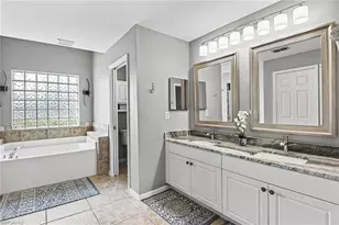 107 NW 13th Terrace, Cape Coral, FL 33993 - Photo 13