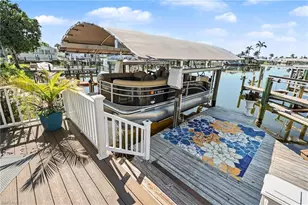 11111 Bayside Ln, Fort Myers Beach, FL 33931 - Photo 23