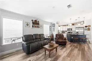 13110 Point Breeze Dr, Fort Myers, FL 33908 - Photo 9