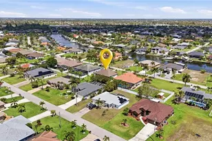 2714 SW 28th Ave, Cape Coral, FL 33914 - Photo 3