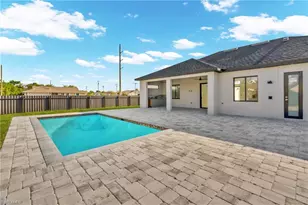 2 SE 20th Ct, Cape Coral, FL 33990 - Photo 41