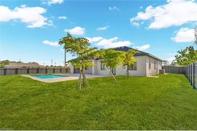 2 SE 20th Ct, Cape Coral, FL 33990 - Photo 45