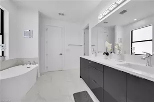 523 NW 16th Pl, Cape Coral, FL 33993 - Photo 9