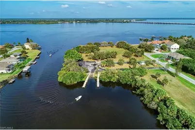 12089 Diversey Ave, Port Charlotte, FL 33981 - Photo 29