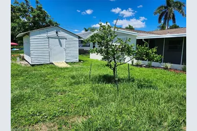 6313 Saint Andrews Cir S, Fort Myers, FL 33919 - Photo 7