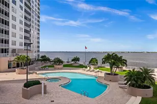 2090 W First St, Fort Myers, FL 33901 - Photo 43