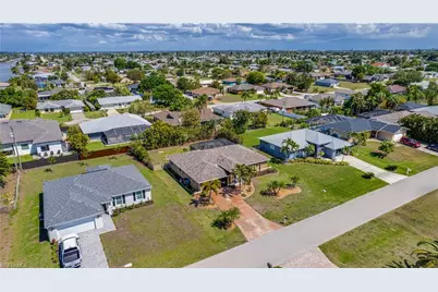 2821 SE 8th Ave, Cape Coral, FL 33904 - Photo 31