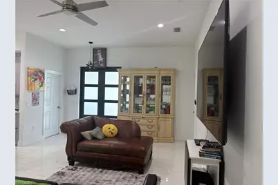 810 Floyd Ave S, Lehigh Acres, FL 33976 - Photo 7