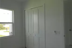 320 Poplar St, Lehigh Acres, FL 33974 - Photo 5