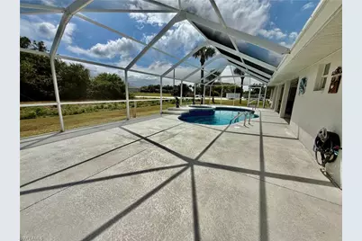 1400 Graham Cir, Lehigh Acres, FL 33936 - Photo 9