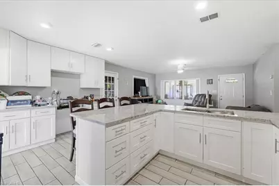 102 Crescent Lake Dr, North Fort Myers, FL 33917 - Photo 15