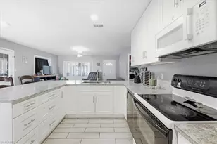 102 Crescent Lake Dr, North Fort Myers, FL 33917 - Photo 13