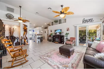 213 SE 4th Pl, Cape Coral, FL 33990 - Photo 7