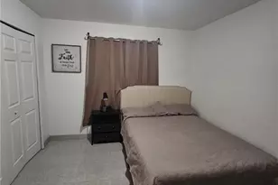 918 NE 13th St, Cape Coral, FL 33909 - Photo 37