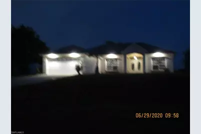 918 NE 13th St, Cape Coral, FL 33909 - Photo 35